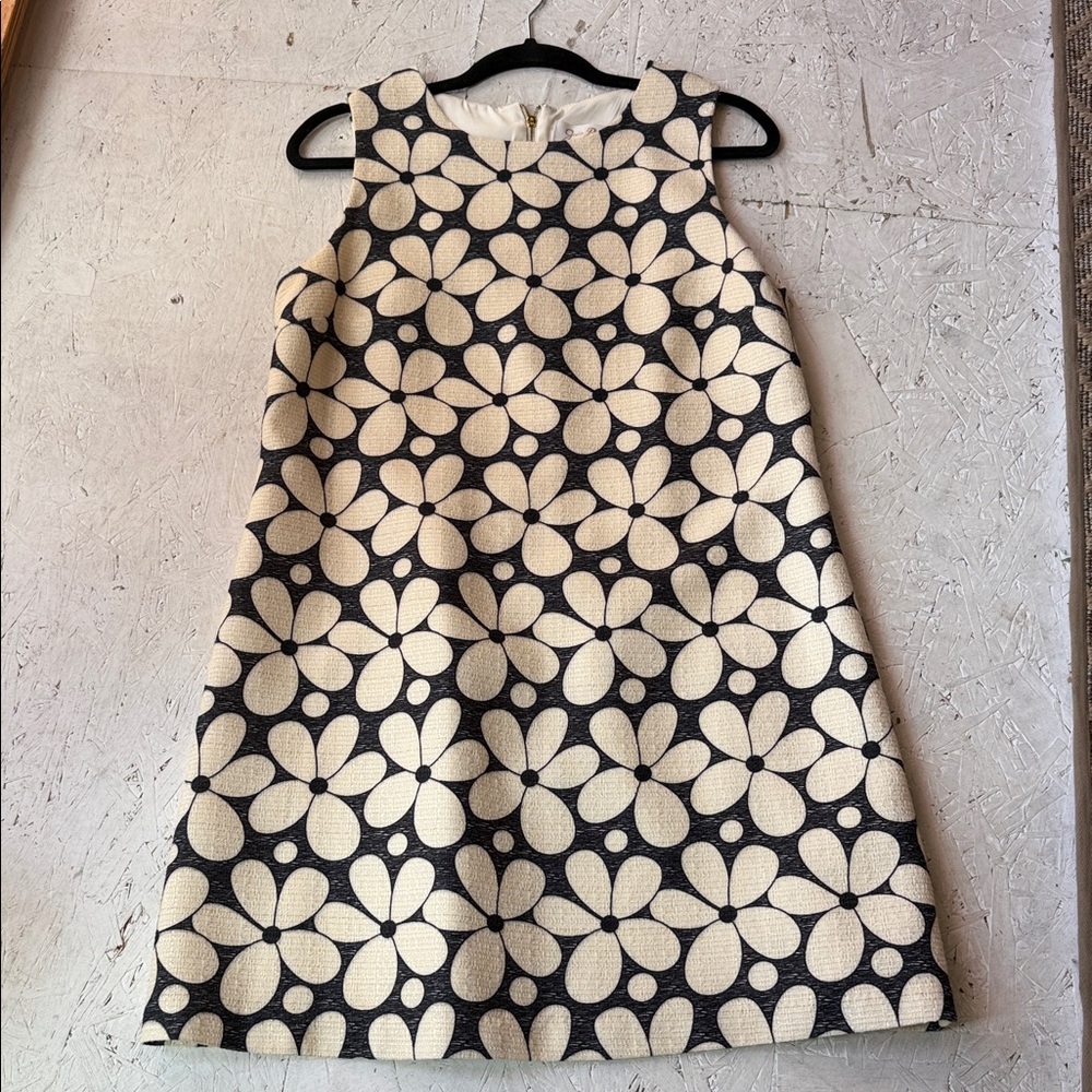 JB by Julie Brown Black and Cream Floral Shift Dress